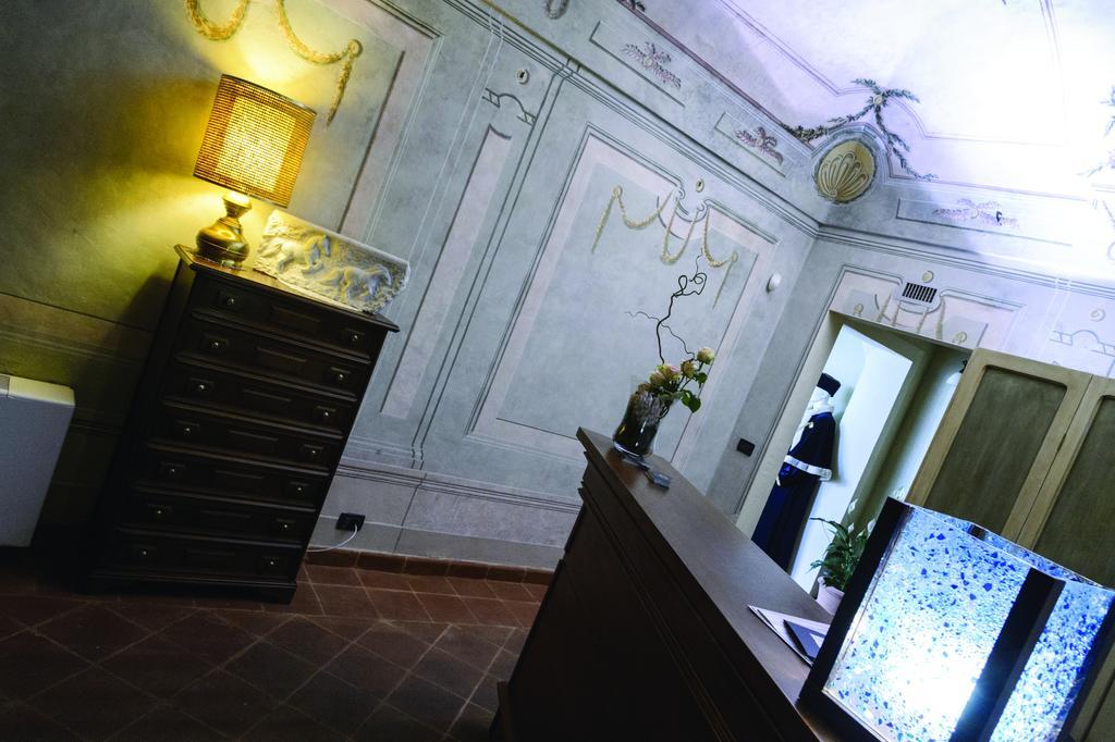La Foresteria Del Castello - Wellness Hotel In Dimora Storica CastellʼAlfero 외부 사진